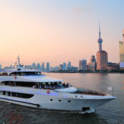 Dubai Private Yacht Rental